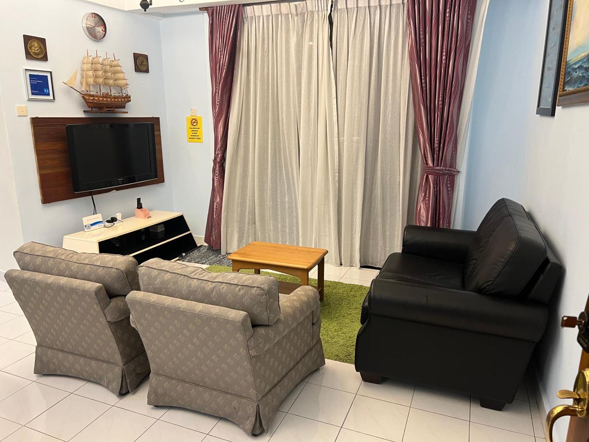 Sevenseas Marina Crescent Apartment Port Dickson Exterior photo
